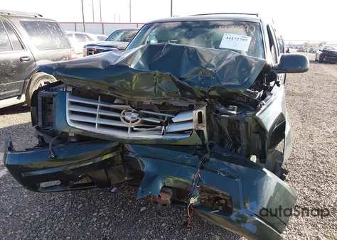 2002 Cadillac Escalade Standard z USA, uszkodzony, nr VIN 1GYEK63N02R100697